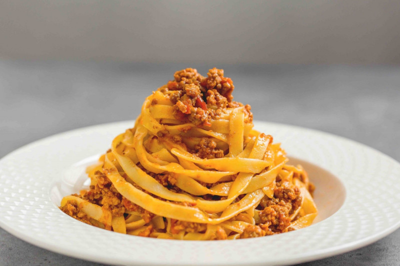 Fresh-Egg-Tagliatelle-with-Meat-Ragù_20200604_5031616788139